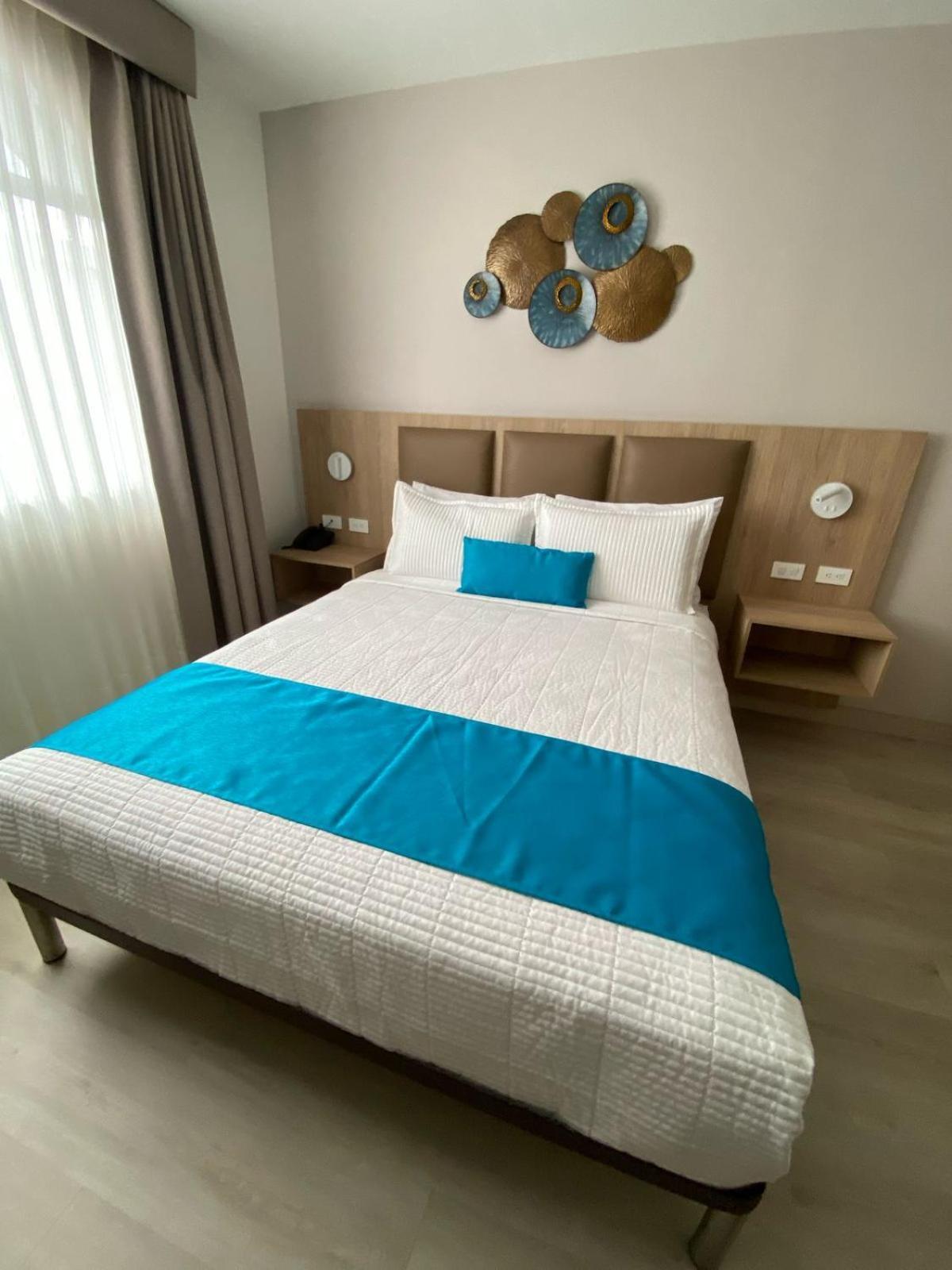 Hotel Cumbaya Sanvy Кито Экстерьер фото